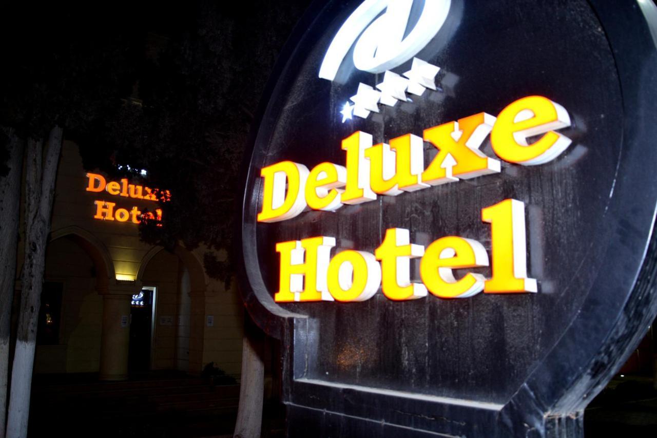 Deluxe Hotel Ganja Exterior photo